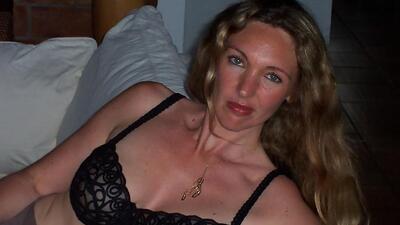 Mature wife in a perfect body