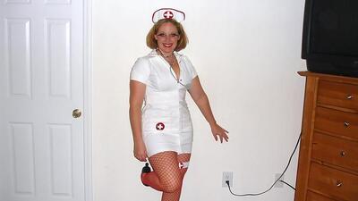 Blowjob from a chubby nurse