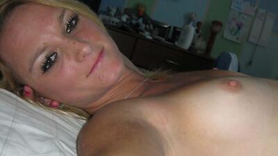 Nude selfies from skinny blonde wifey